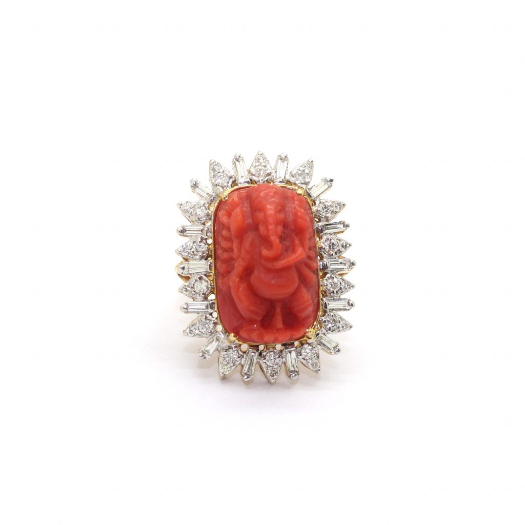 18Kt Gold Studded Lord Ganesha Ring