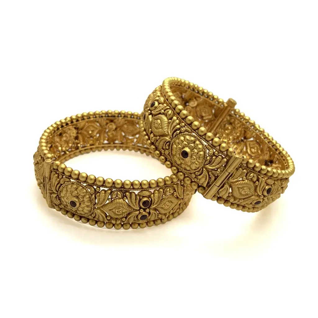 22k Gold Antique Bangle